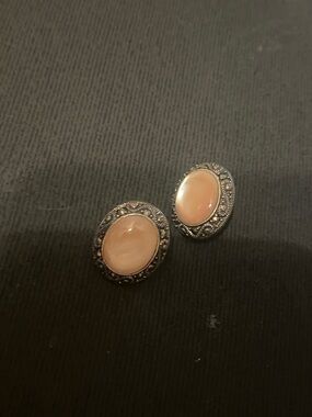 Vintage-Inspired Peach Oval Stone Stud Earrings - Women Jewelry